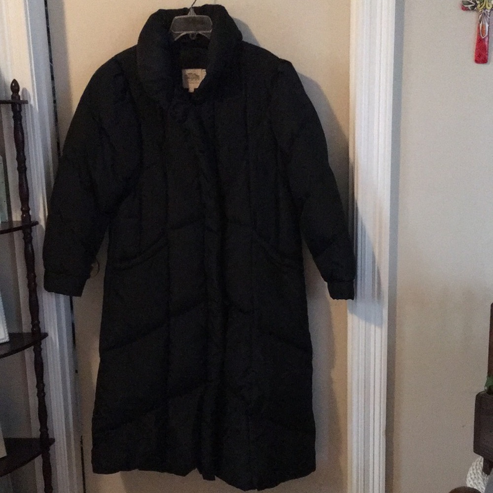 WINDSOR BAY LONG TUFF-TED COAT